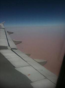飛行機からの砂漠.JPG